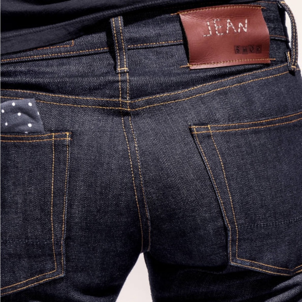JEAN SHOP ICONIC RECOGNIZABLE WOMAN SIZE 25 JEAN